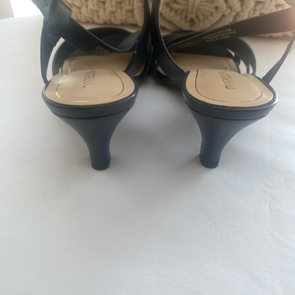 Marbella Blue Strappy Kitten Heel Sandals Women’s Size 8M New No Box - Picture 5 of 6